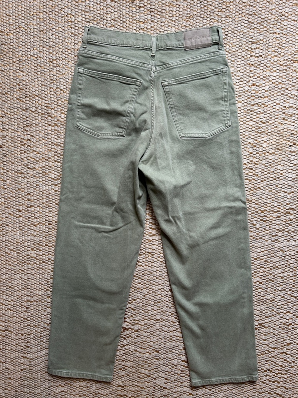 Everlane Way-High Jean in sage green - Picture 6 of 6